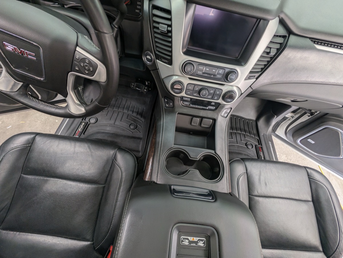 Chevy Traverse after detailing